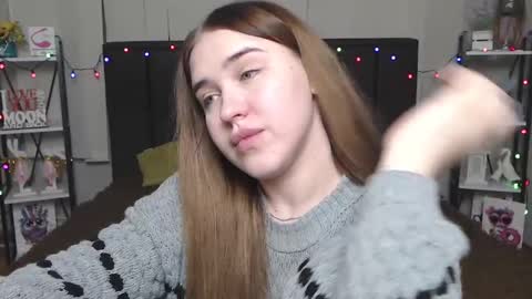 LauraHlot online show from 01/24/25, 04:59