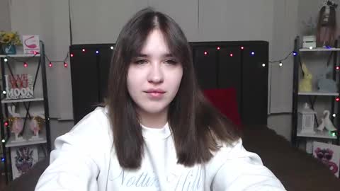 LauraHlot online show from 02/08/25, 06:22