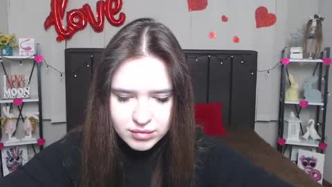 LauraHlot online show from 02/15/25, 06:23
