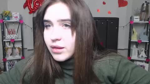 LauraHlot online show from 02/21/25, 01:00
