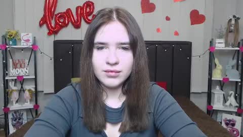 LauraHlot online show from 02/22/25, 06:19