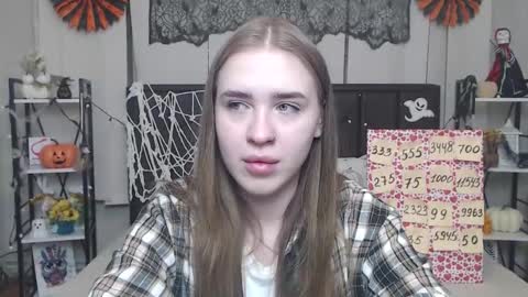 LauraHlot online show from 10/25/25, 05:51