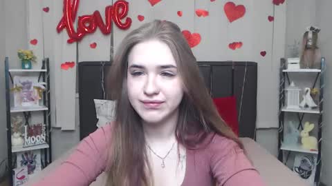 LauraHlot online show from 03/07/26, 06:38