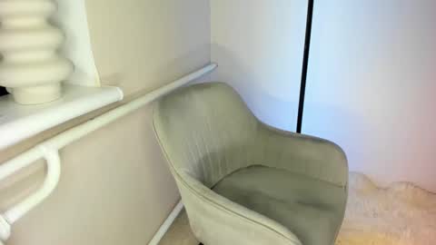 Leila Libertas online show from 02/02/25, 10:06