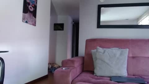 Laura online show from 02/26/25, 10:20