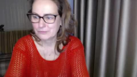 Lauraoven1 online show from 01/22/25, 06:42