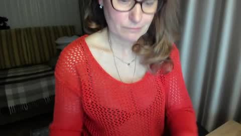 Lauraoven1 online show from 04/27/26, 05:55