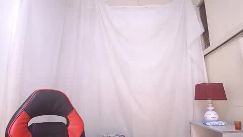 Laura Sofia online show from 03/13/26, 06:25