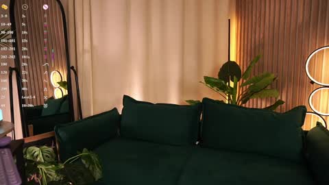  Laura  online show from 03/29/26, 05:51