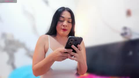 Snapshot of laurax_hot chatting on 06/24/26, 04:33 laurax_hot online show from 06/24/26, 04:33