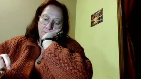 Snapshot of laureanne50 chatting on 12/14/24, 08:29 laureanne online show from 12/14/24, 08:29