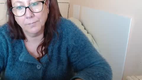 Snapshot of laureanne50 chatting on 12/23/24, 10:32 laureanne online show from 12/23/24, 10:32