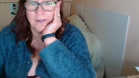 Snapshot of laureanne50 chatting on 01/17/25, 10:00 laureanne online show from 01/17/25, 10:00