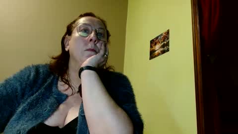 Snapshot of laureanne50 chatting on 02/12/25, 08:29 laureanne online show from 02/12/25, 08:29