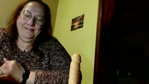 Snapshot of laureanne50 chatting on 03/05/25, 08:32 laureanne online show from 03/05/25, 08:32