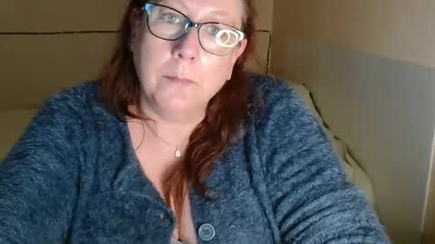 Snapshot of laureanne50 chatting on 03/10/25, 02:48 laureanne online show from 03/10/25, 02:48