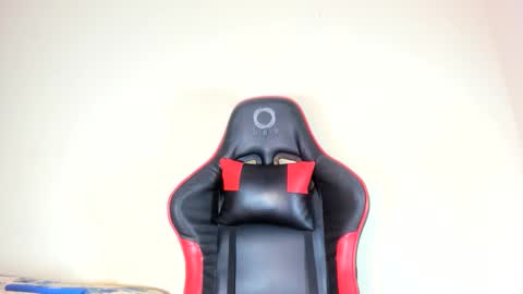 laureen777 online show from 10/22/25, 02:34