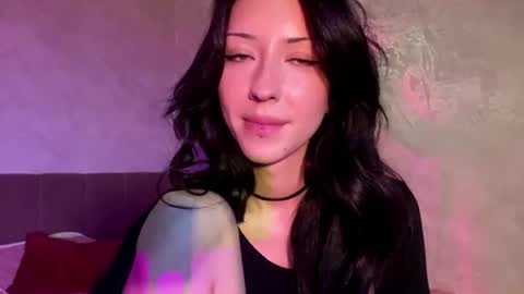 laurelimaino online show from 07/04/26, 05:08