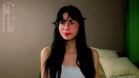 Arline online show from 09/28/25, 11:37