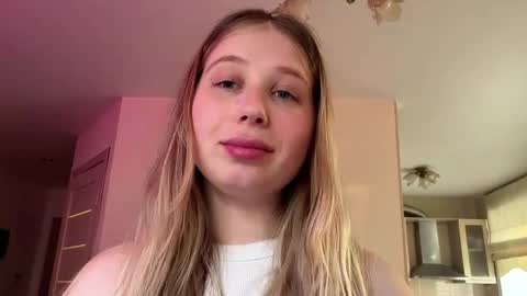 Chrissy online show from 04/23/26, 12:26