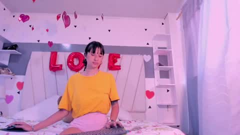 Laurem online show from 02/27/25, 04:43