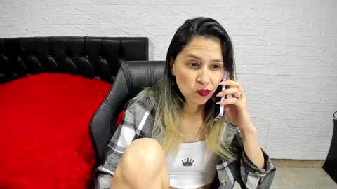 Snapshot of lauren_ashlee chatting on 12/02/24, 03:25 Lauren Independent model online show from 12/02/24, 03:25