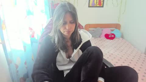 Snapshot of lauren_ashlee chatting on 09/20/25, 01:34 Lauren Independent model online show from 09/20/25, 01:34
