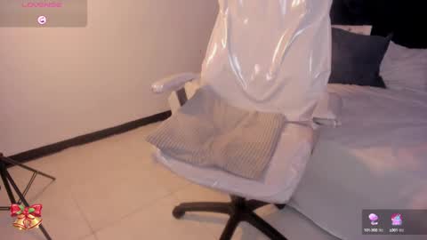 Lauren online show from 03/05/25, 03:07