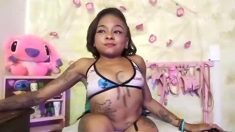 Lauren online show from 02/14/25, 04:47