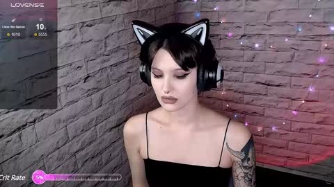 Eva online show from 12/25/24, 06:30