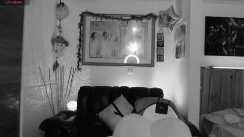 Lauren online show from 01/19/25, 01:53