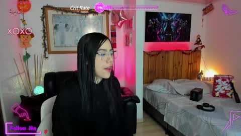 Lauren online show from 02/17/25, 11:42