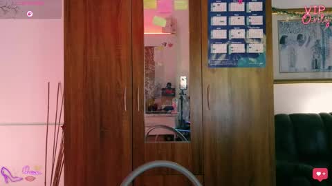 Lauren online show from 03/16/26, 10:47