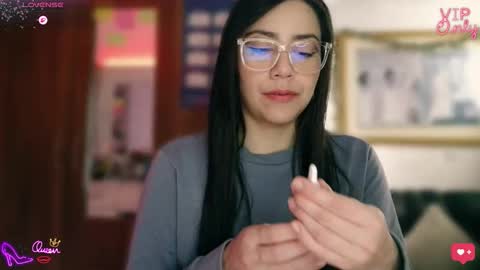 Lauren online show from 04/05/26, 08:44