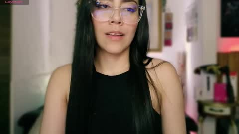 Lauren online show from 04/29/26, 12:27