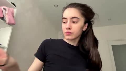Snapshot of laurenadupuy chatting on 07/06/26, 01:19 laurenadupuy online show from 07/06/26, 01:19