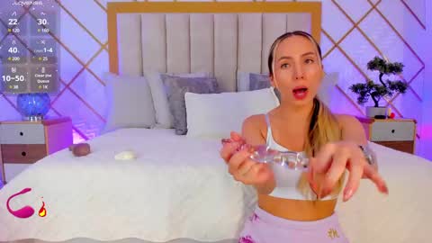    online show from 03/10/25, 09:21