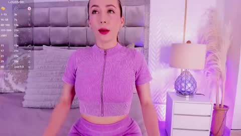    online show from 09/09/25, 03:06