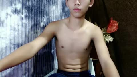Snapshot of laurence_cuttieguyhere chatting on 05/27/26, 01:13 laurence_cuttieguyhere online show from 05/27/26, 01:13