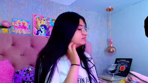 Laurene online show from 01/15/26, 04:50