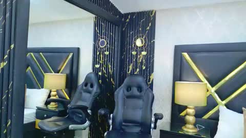 Lauren online show from 03/26/26, 03:45