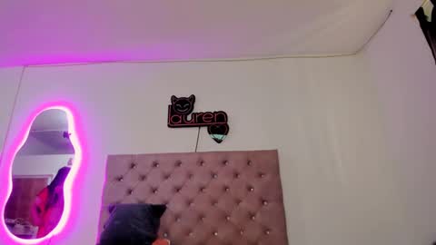 laurenlaine online show from 02/11/25, 06:55