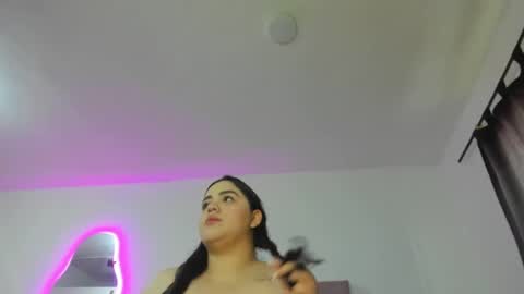 laurenlaine online show from 03/11/25, 12:06