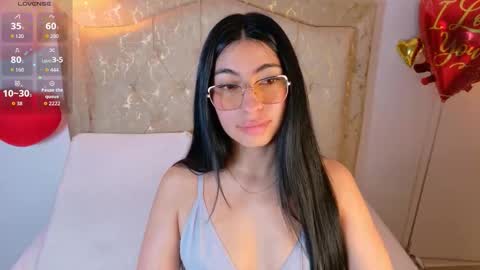 laurenn_smitth online show from 02/17/26, 12:45