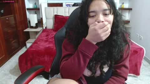 laurent online show from 01/31/25, 04:58