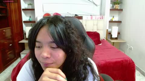 laurent online show from 02/26/25, 06:15