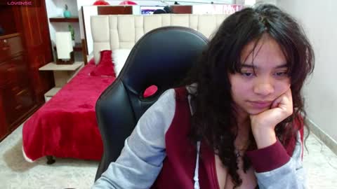 laurent online show from 03/04/25, 06:04