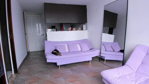 Lucie  online show from 09/16/25, 08:10