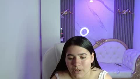 Snapshot of laurha_ chatting on 06/01/26, 07:48 laura online show from 06/01/26, 07:48