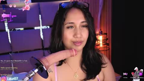 Lau Roberts online show from 04/09/26, 06:19